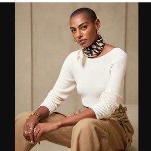 Banana Republic V-back Sweater